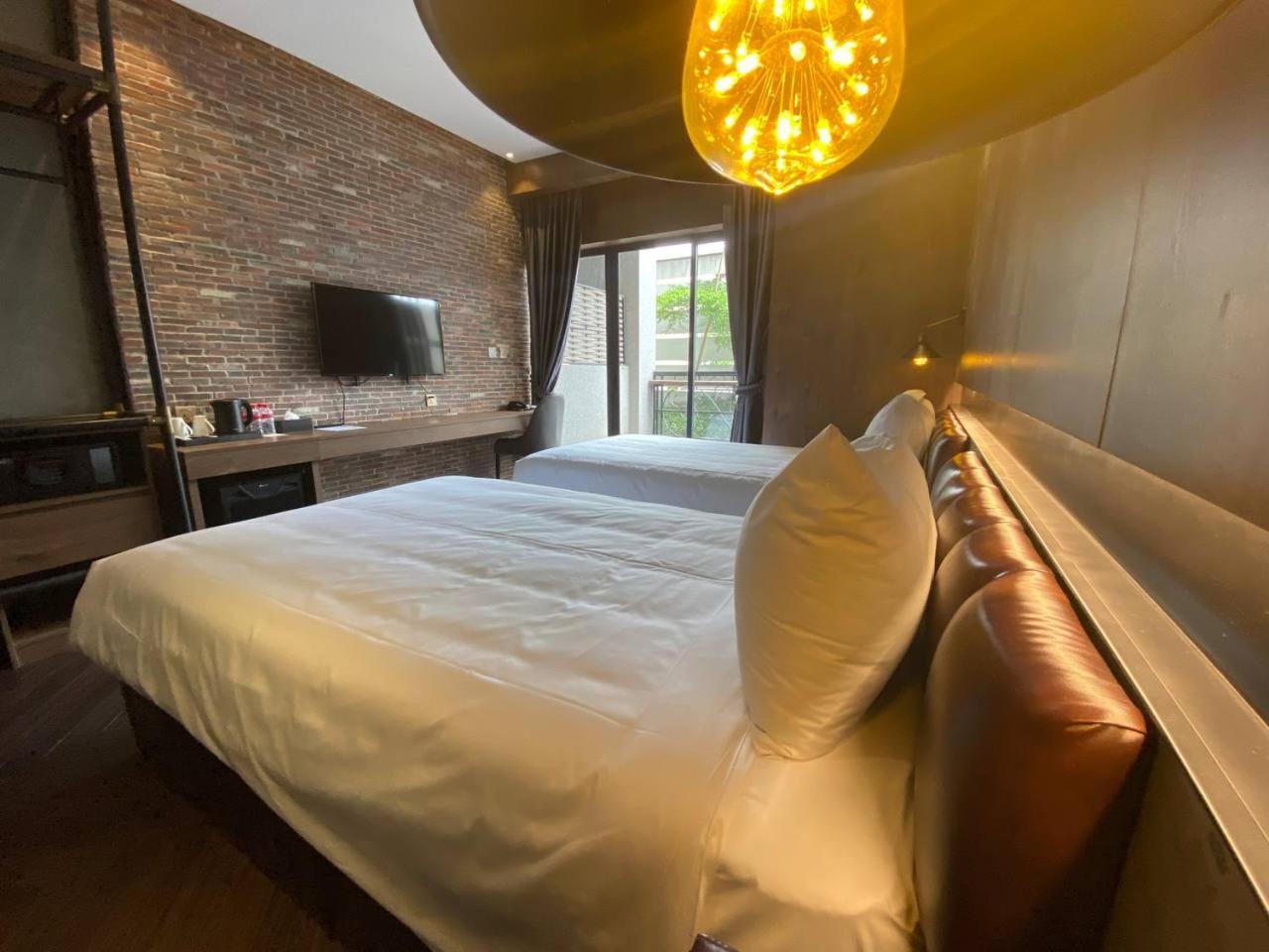 Check Inn Phnom Penh Bkk1 Ngoại thất bức ảnh
