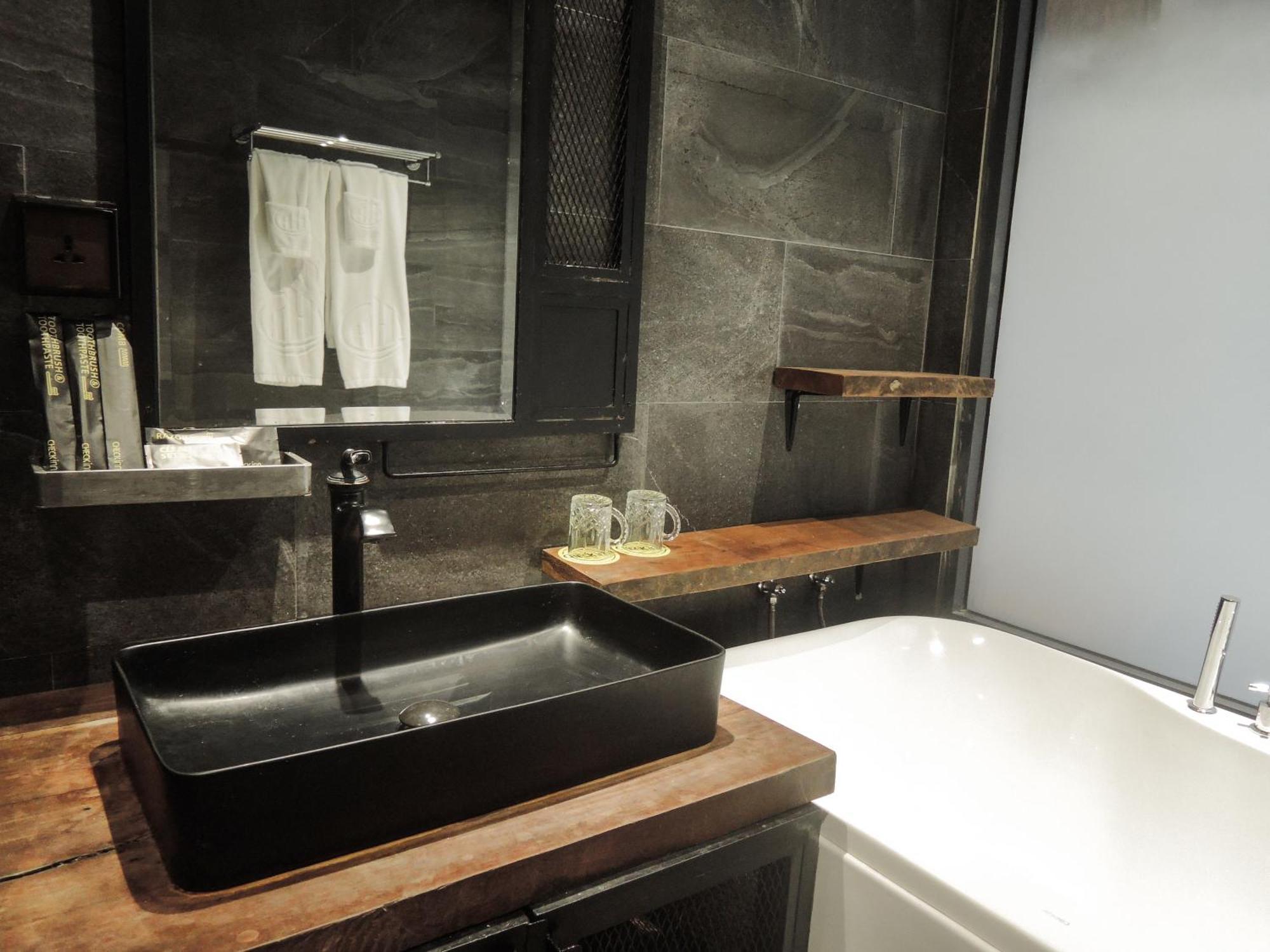 Check Inn Phnom Penh Bkk1 Ngoại thất bức ảnh