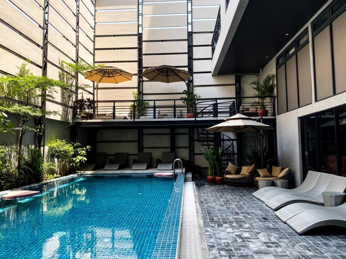 Check Inn Phnom Penh Bkk1 Ngoại thất bức ảnh